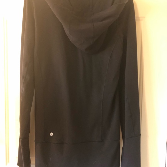 Lululemon Stride Jacket EUC Black in Size 6 - Picture 5 of 8
